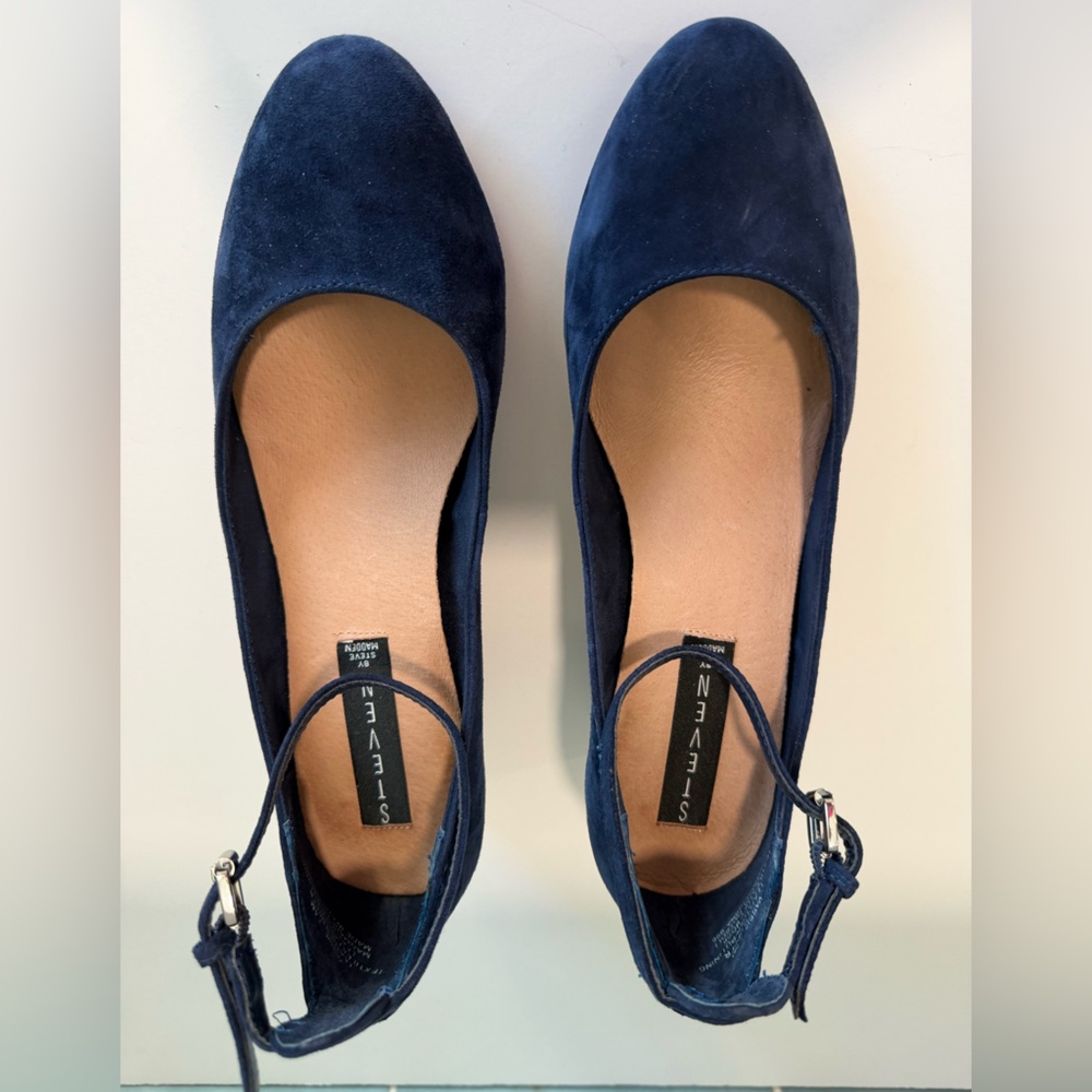 Steve Madden Navy Blue Suede Block Heel Ankle Strap Pumps, “Vassie” Size 7.5. - Picture 3 of 6